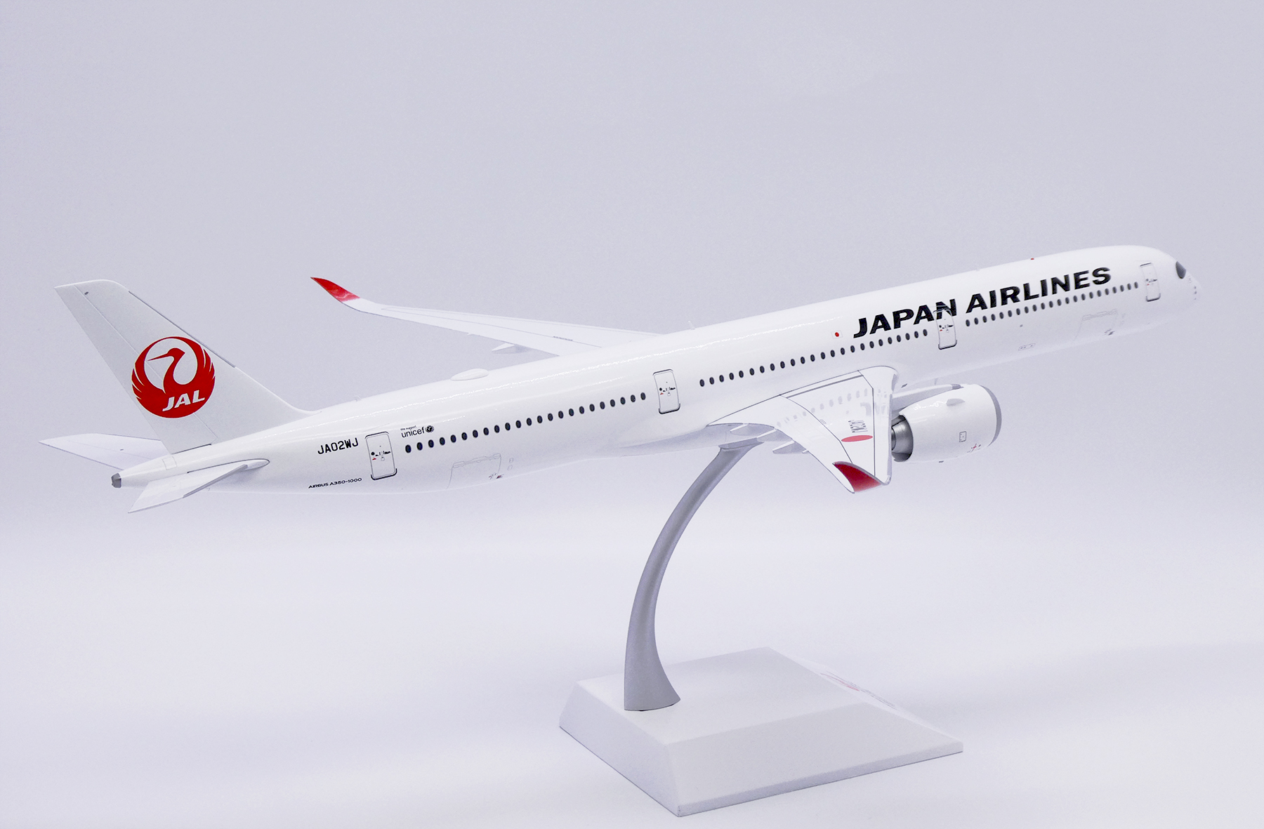 ScaleModelStore.com :: JC Wings 1:200 - SA2063 - Japan