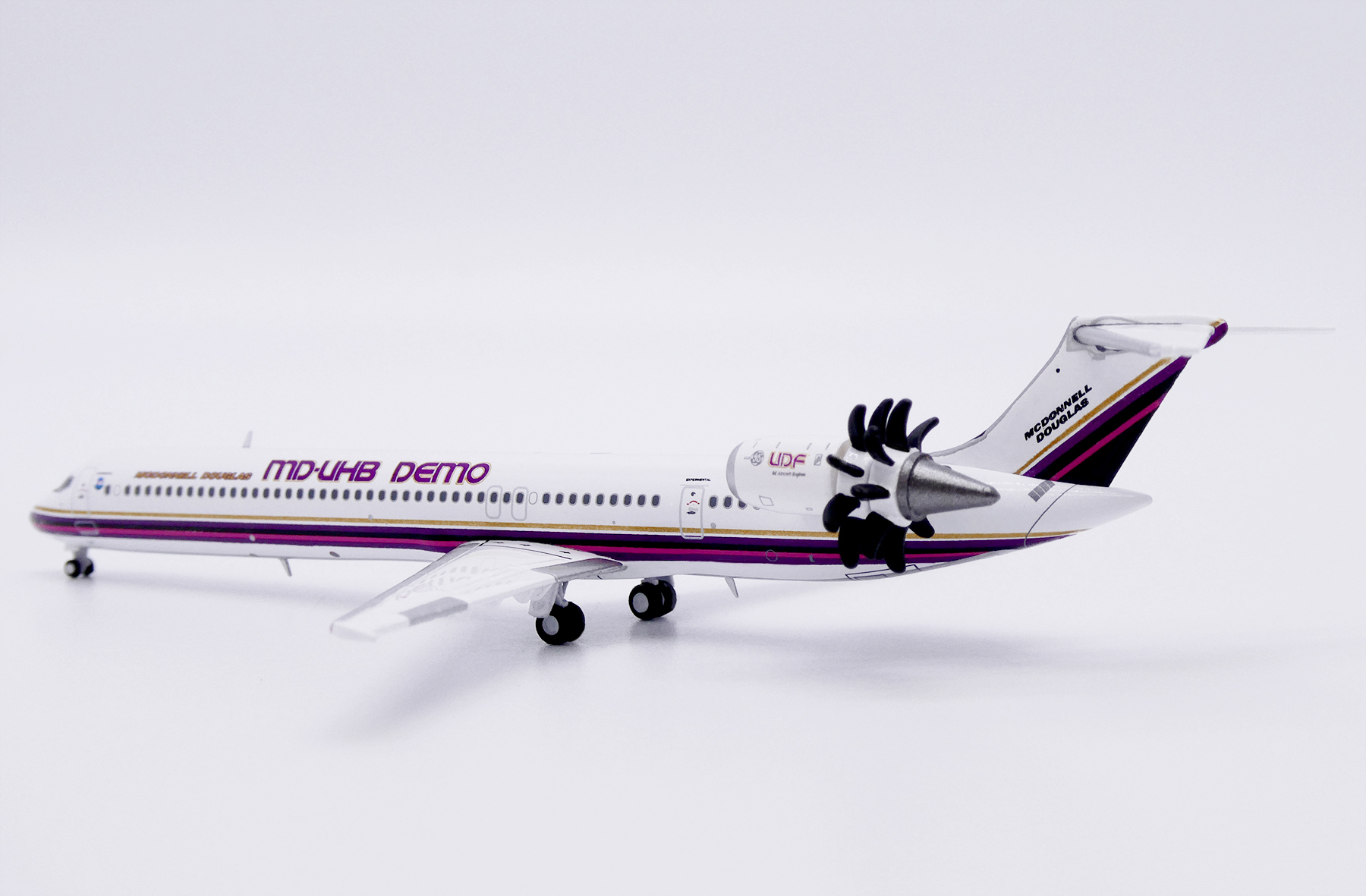 ScaleModelStore.com :: JC Wings 1:400 - XX40180 - House