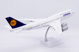 Lufthansa Boeing 747-8 (JC Wings 1:200)