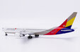 Asiana Boeing 767-300 (JC Wings 1:400)
