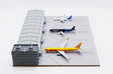  Airport Cargo Terminal Display Case with Apron (JC Wings 1:400)
