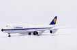 Lufthansa Boeing 747-8 (JC Wings 1:200)