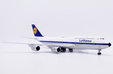 Lufthansa Boeing 747-8 (JC Wings 1:200)