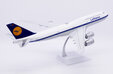 Lufthansa Boeing 747-8 (JC Wings 1:200)