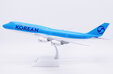 Korean Air Boeing 747-8 (JC Wings 1:200)