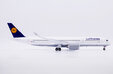 Lufthansa Airbus A350-900 (JC Wings 1:200)