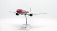 Qatar Airways Boeing 777-300ER (JC Wings 1:200)