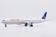United Airlines Boeing 767-400ER (JC Wings 1:200)