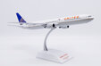 United Airlines Boeing 767-400ER (JC Wings 1:200)
