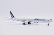 Cathay Pacific Boeing 777-300ER (JC Wings 1:400)