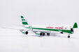 Cathay Pacific Boeing 747-8F (JC Wings 1:200)