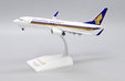 Singapore Airlines Boeing 737-800 (JC Wings 1:200)