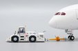 JAL Pushback Tug (JC Wings 1:200)