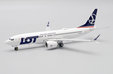 LOT Polish Airlines Boeing 737 MAX 8 (JC Wings 1:400)