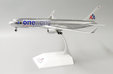 American Airlines - Boeing 767-300(ER) (JC Wings 1:200)