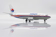 Malaysia Airlines Boeing 737-500 (JC Wings 1:200)