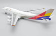 Asiana Airlines Boeing 747-400M (JC Wings 1:200)