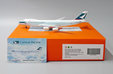 Cathay Pacific Cargo Boeing 747-8F (JC Wings 1:400)
