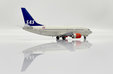 SAS Scandinavian Airlines Boeing 737-500 (JC Wings 1:200)