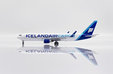 Icelandair Cargo - Boeing 767-300(ER)(BCF) (JC Wings 1:400)