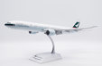 Cathay Pacific Boeing 777-300ER (JC Wings 1:200)