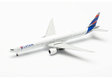 LATAM Airlines Brasil Boeing 777-300ER (Herpa Wings 1:500)