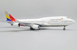 Asiana Airlines Boeing 747-400 (JC Wings 1:200)