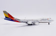 Asiana Airlines Boeing 747-400 (JC Wings 1:400)