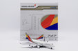 Asiana Airlines Boeing 747-400 (JC Wings 1:400)