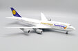 Lufthansa Boeing 747-8 (JC Wings 1:200)