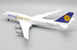 Lufthansa Boeing 747-8 (JC Wings 1:200)