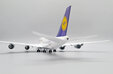 Lufthansa Boeing 747-8 (JC Wings 1:200)