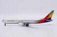 Asiana Airlines - Boeing 767-300 (JC Wings 1:400)
