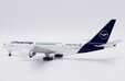 Lufthansa Cargo Boeing 777F (JC Wings 1:400)